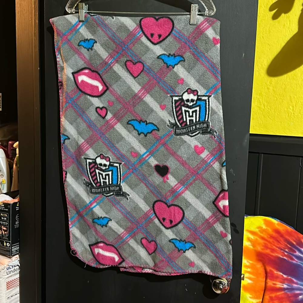 Monster High throw blanket